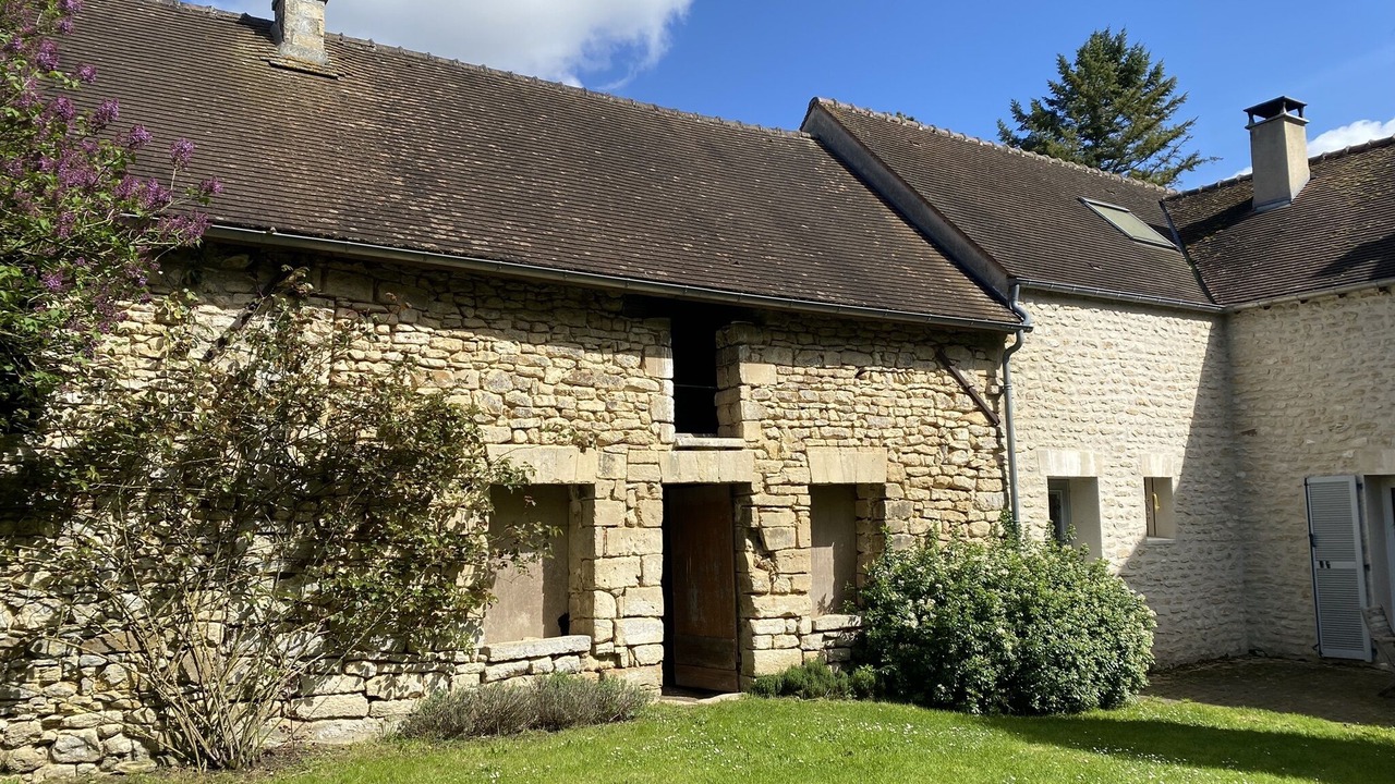 Photo of Outdoor in Montjavoult