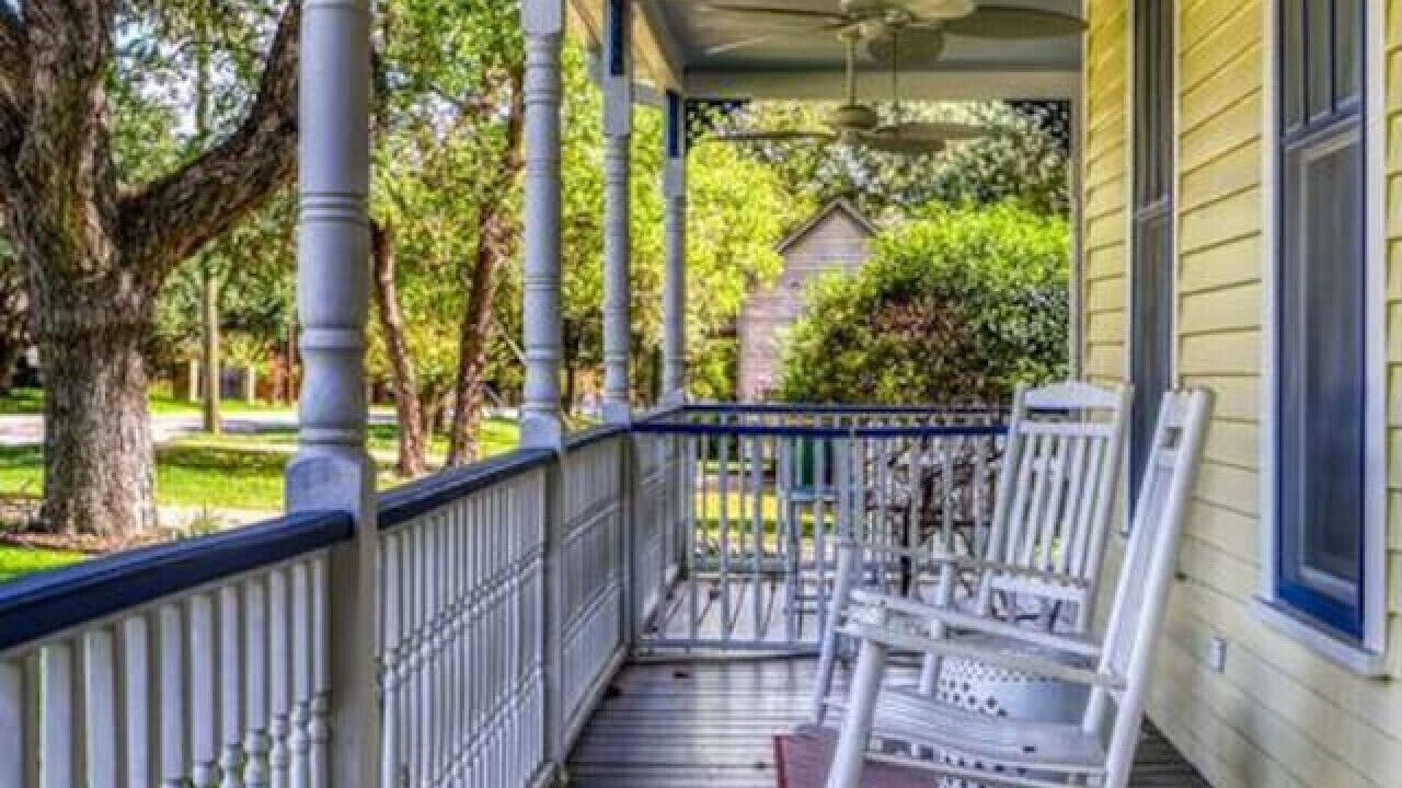 Photo of Patio Balcony in La Grange
