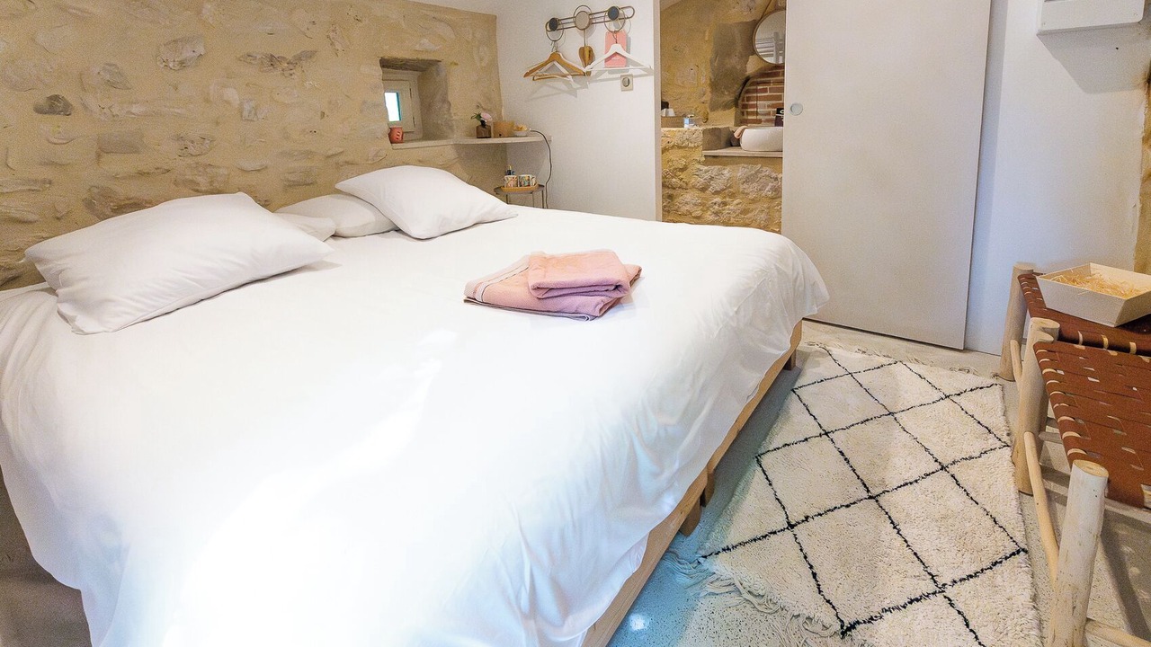 Photo of Bedroom in Belveze