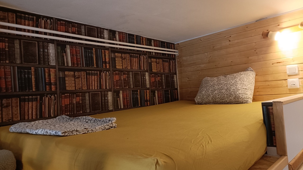 Photo of Bedroom in Secteur 1