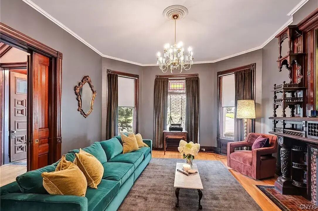 Photo of Livingroom in Auburn