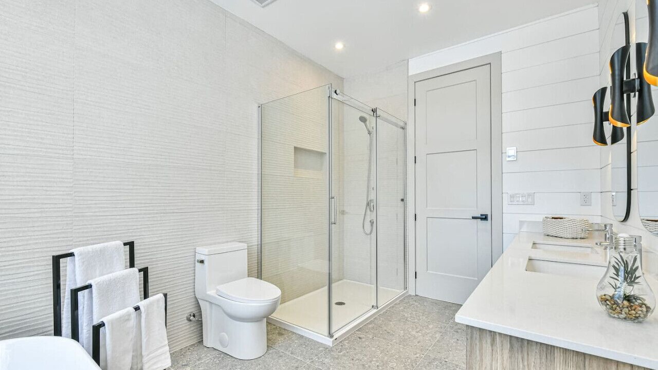 Photo of Bathroom in Saint-Faustin-Lac-Carre