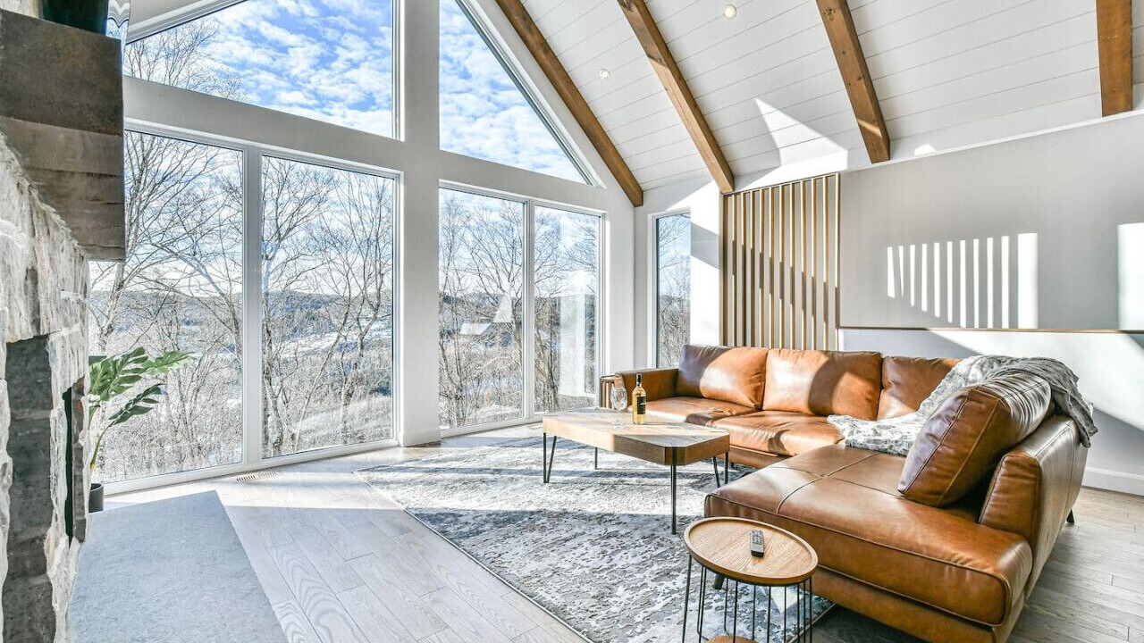 Photo of Livingroom in Saint-Faustin-Lac-Carre