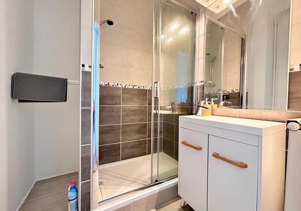 Photo of Bathroom in Teilhard