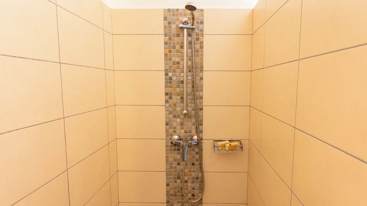 Photo of Bathroom in Issirac