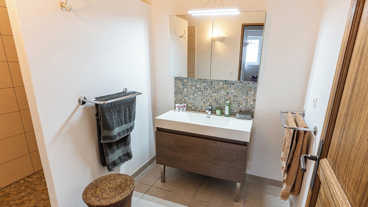 Photo of Bathroom in Issirac