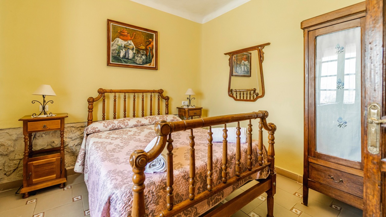 Photo of Bedroom in Santibanez de Valcorba