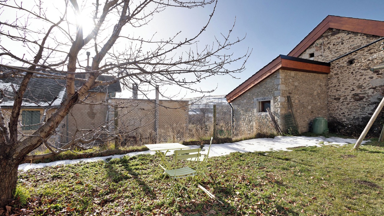 Photo of Outdoor in Dorres