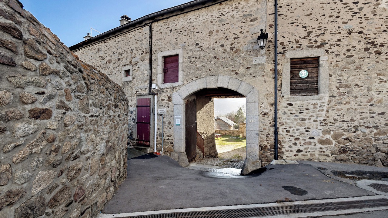 Photo of Outdoor in Dorres