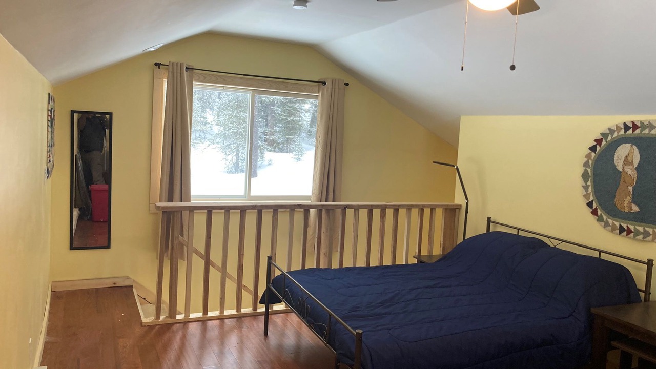Photo of Bedroom in Cooke City-Silver Gate