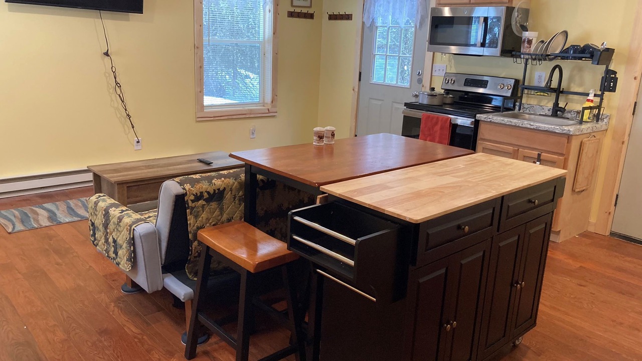 Photo of Kitchen in Cooke City-Silver Gate