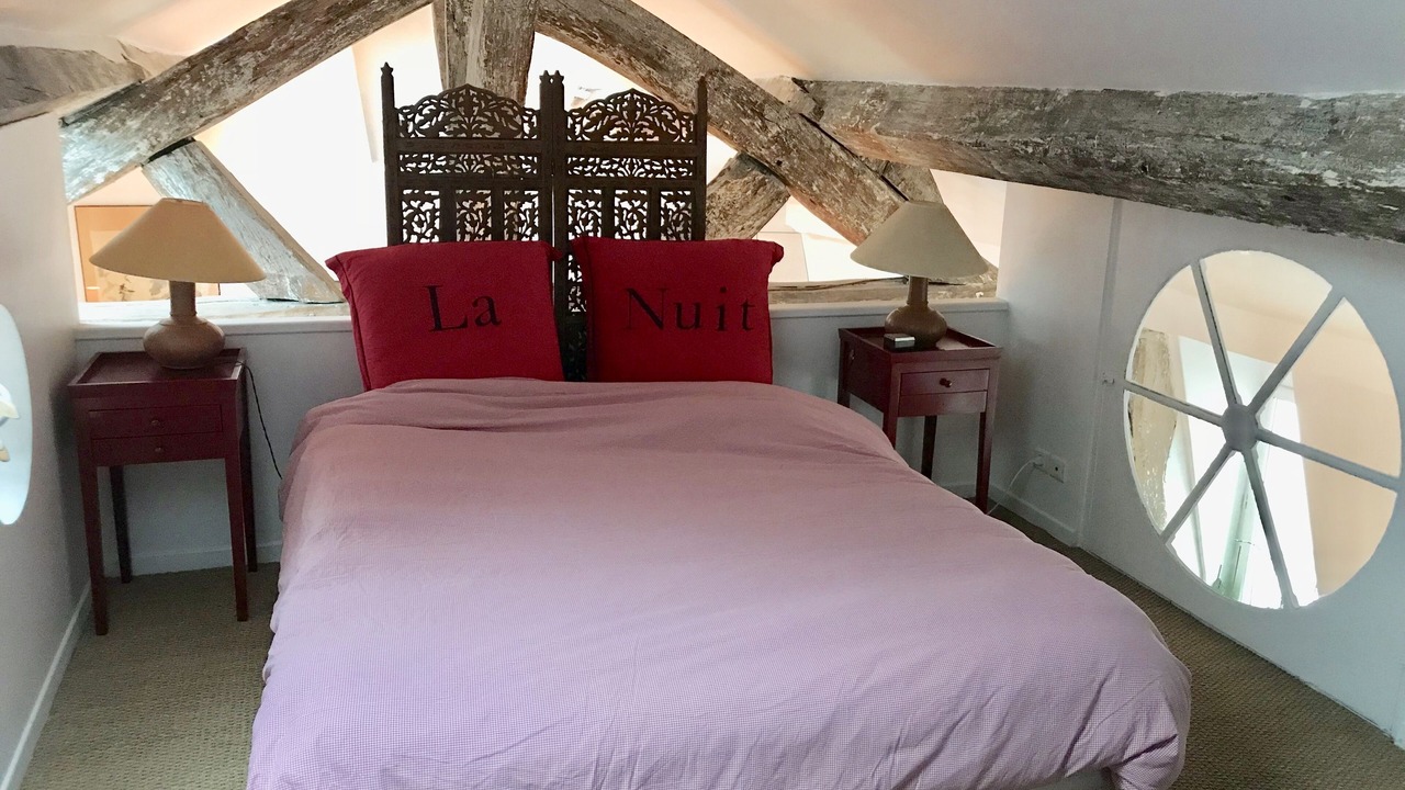 Photo of Bedroom in Notre Dame