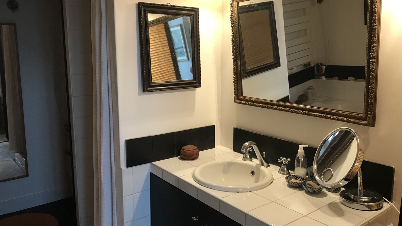 Photo of Bathroom in Notre Dame