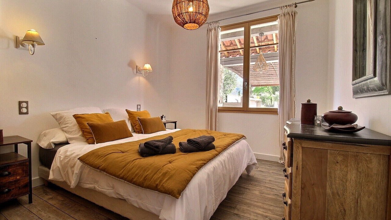 Photo of Others in Lacoste