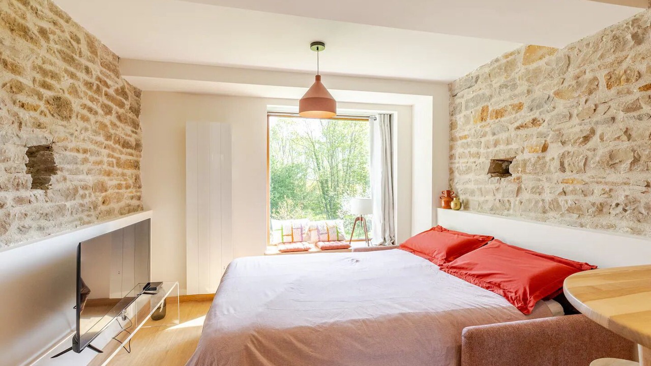 Photo of Bedroom in Saint-Sorlin-en-Bugey