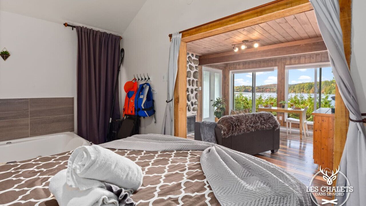 Photo of Bedroom in Sainte-Lucie-des-Laurentides