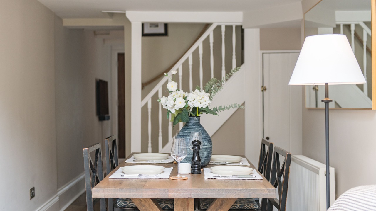 Photo of Others in Deal