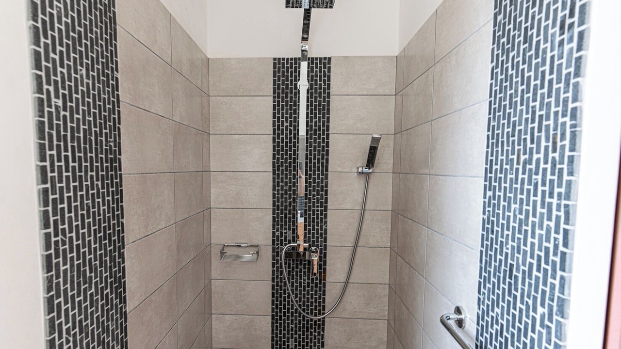 Photo of Bathroom in Issirac