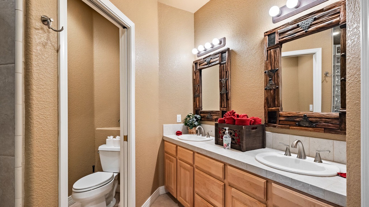 Photo of Bathroom in Bullhead City