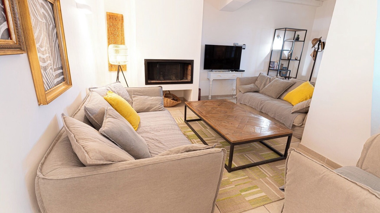 Photo of Livingroom in Issirac