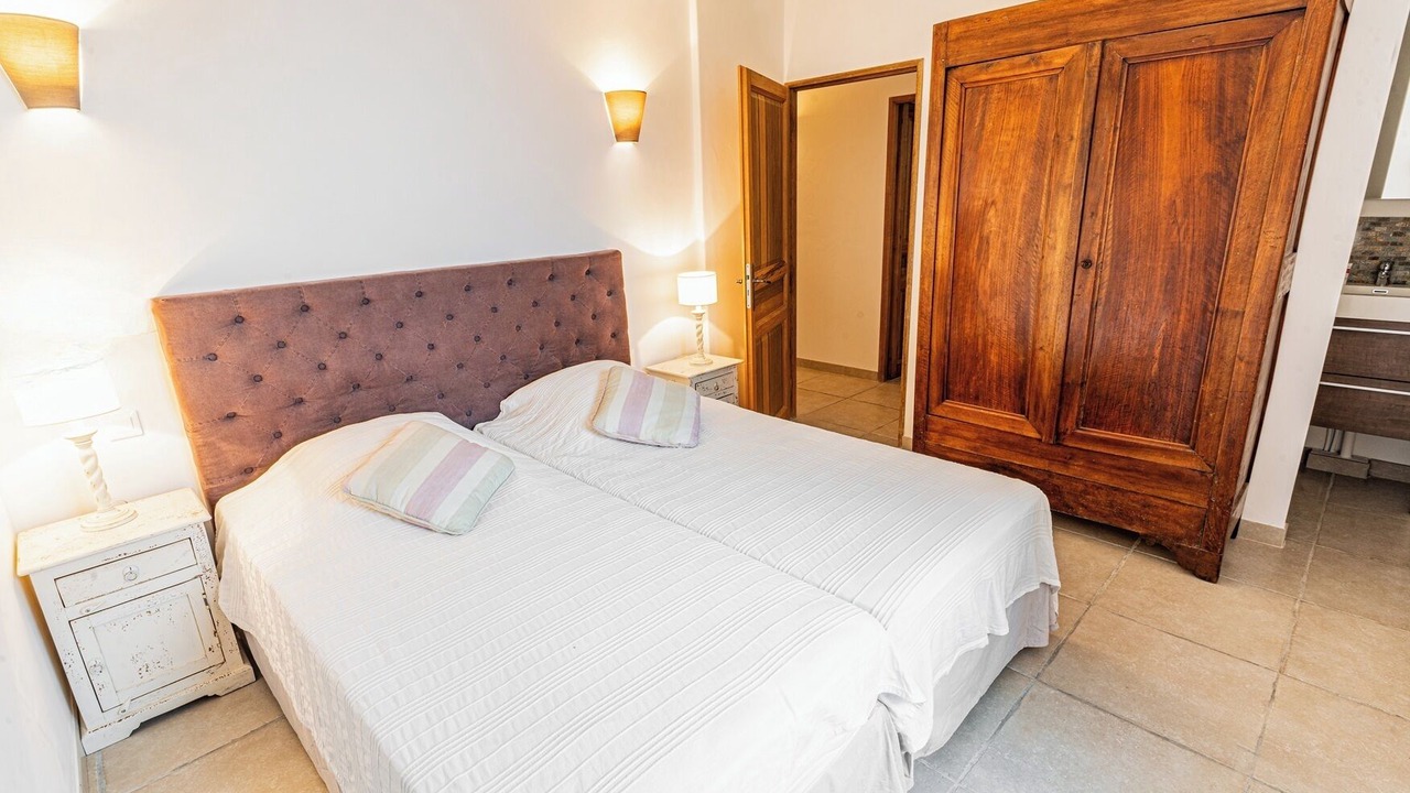 Photo of Bedroom in Issirac