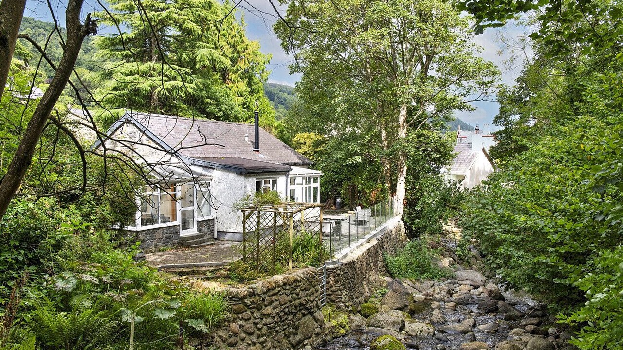 Photo of Outdoor in Rowen