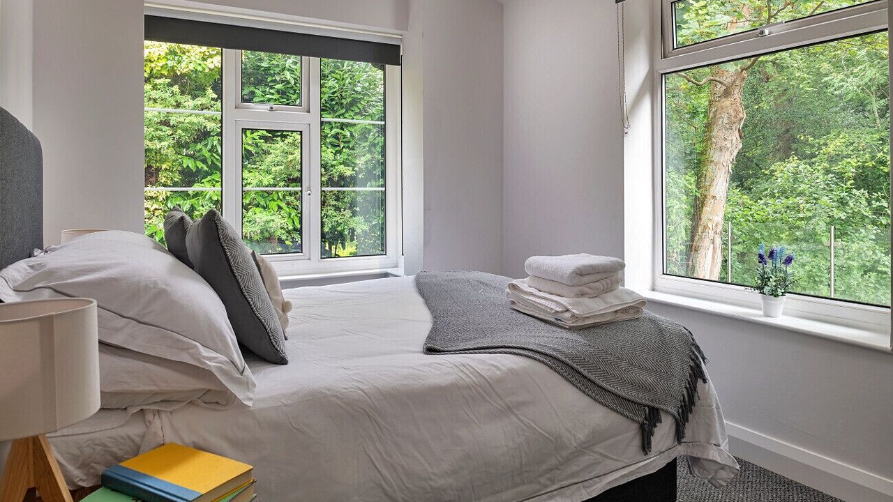 Photo of Bedroom in Rowen