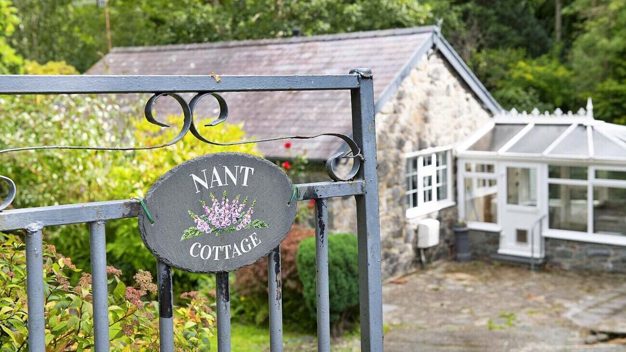 Photo of Outdoor in Rowen