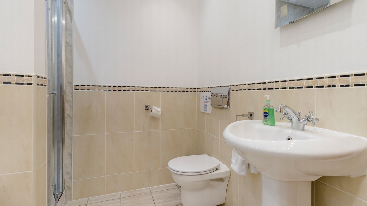 Photo of Bathroom in Llanafan
