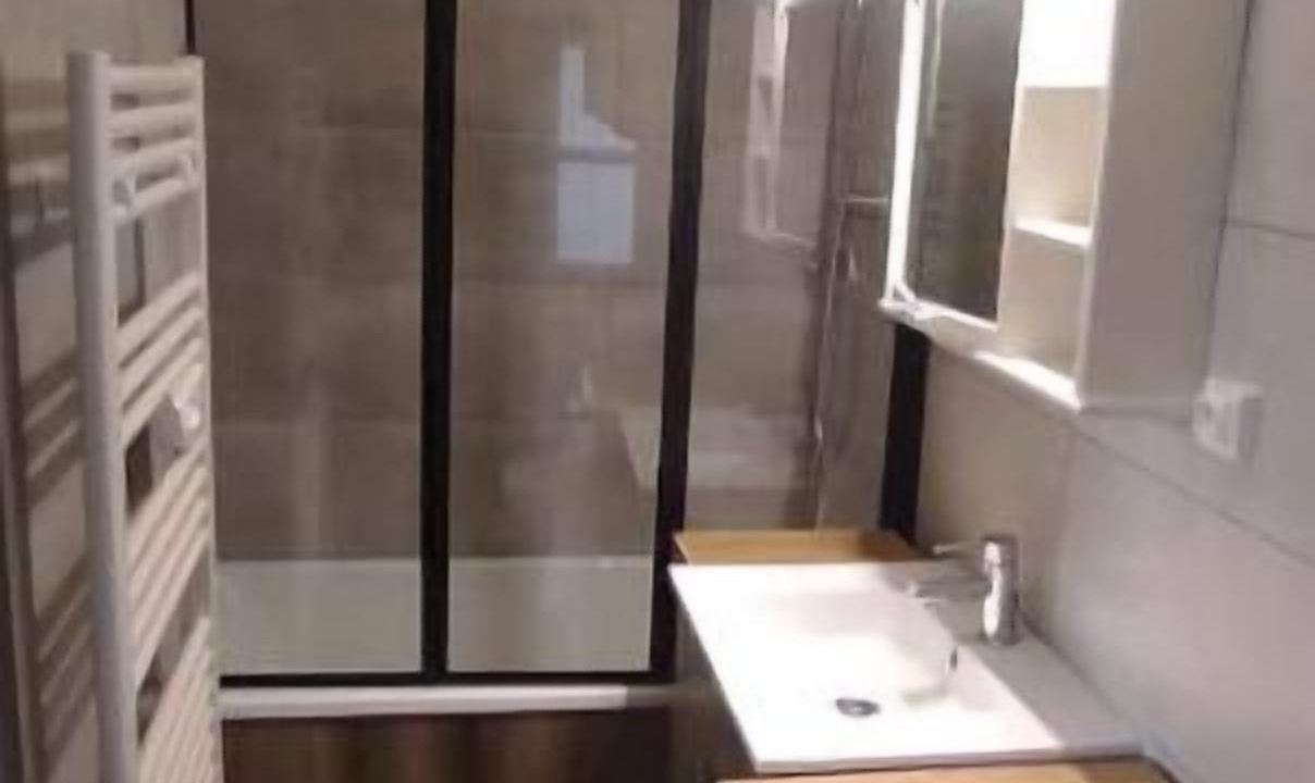 Photo of Bathroom in Quingey