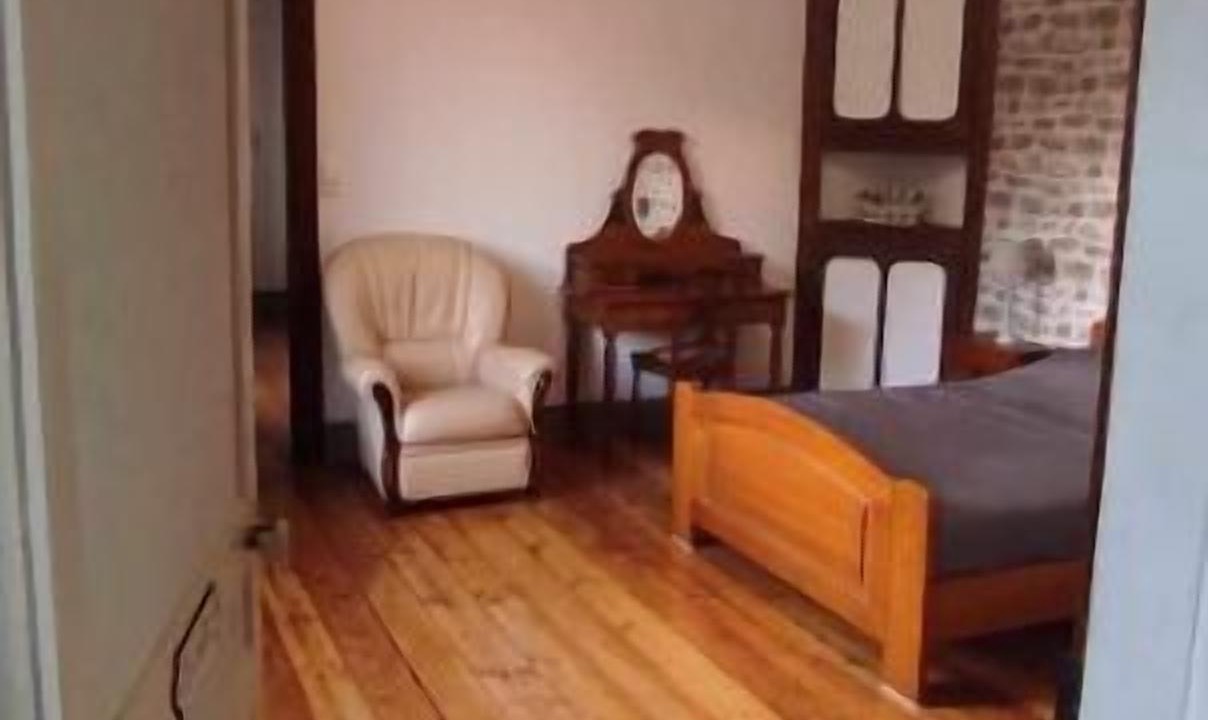 Photo of Others in Quingey