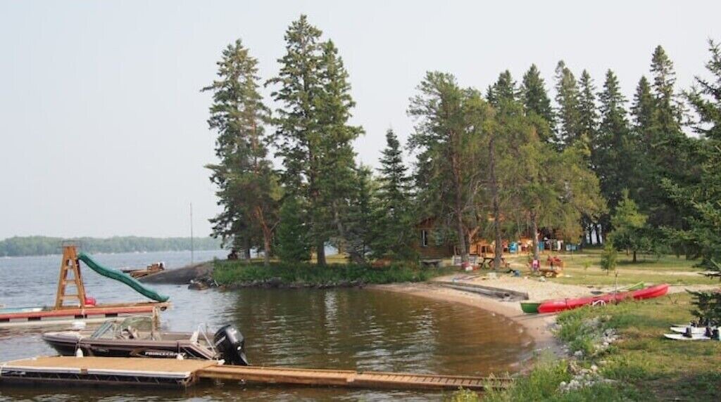 Photo of Others in Lac du Bonnet