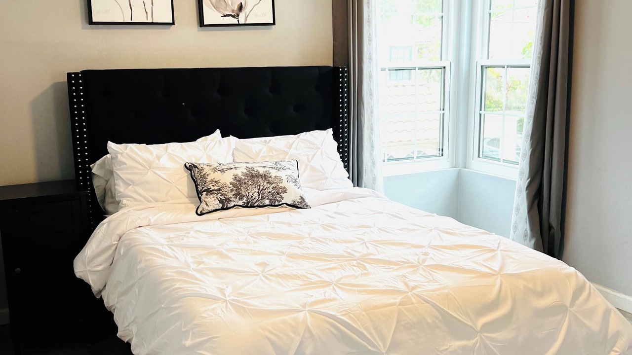 Photo of Bedroom in Carmel Valley