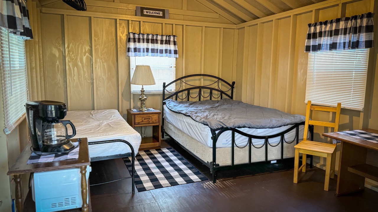 Photo of Bedroom in Central City