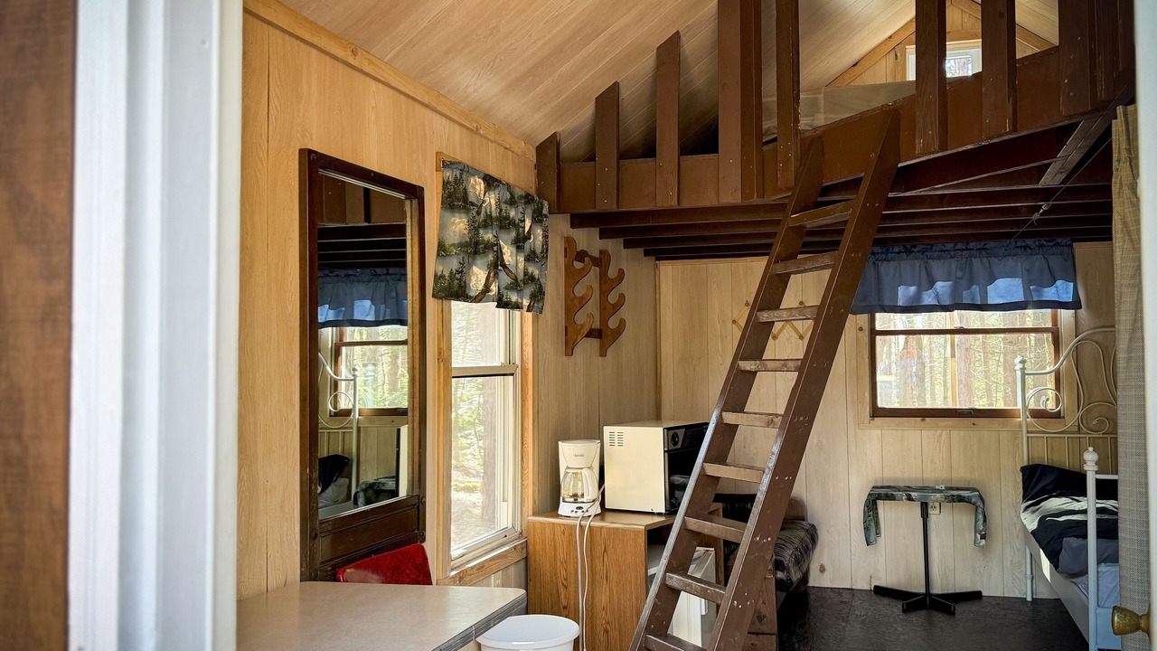 Photo of Bedroom in Central City