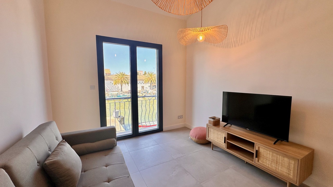 Photo of Livingroom in Le Grau-Du-Roi