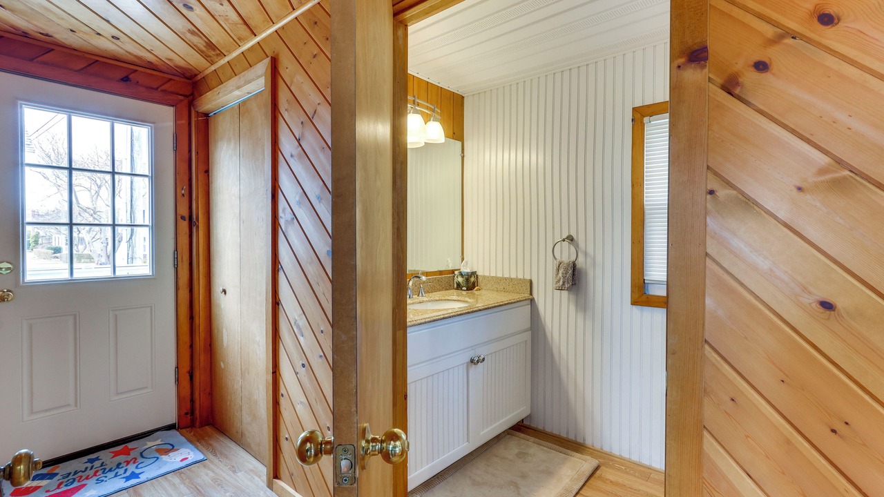 Photo of Bathroom in Westbrook Center