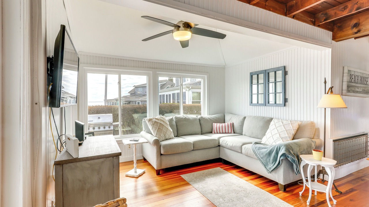 Photo of Bedroom in Westbrook Center