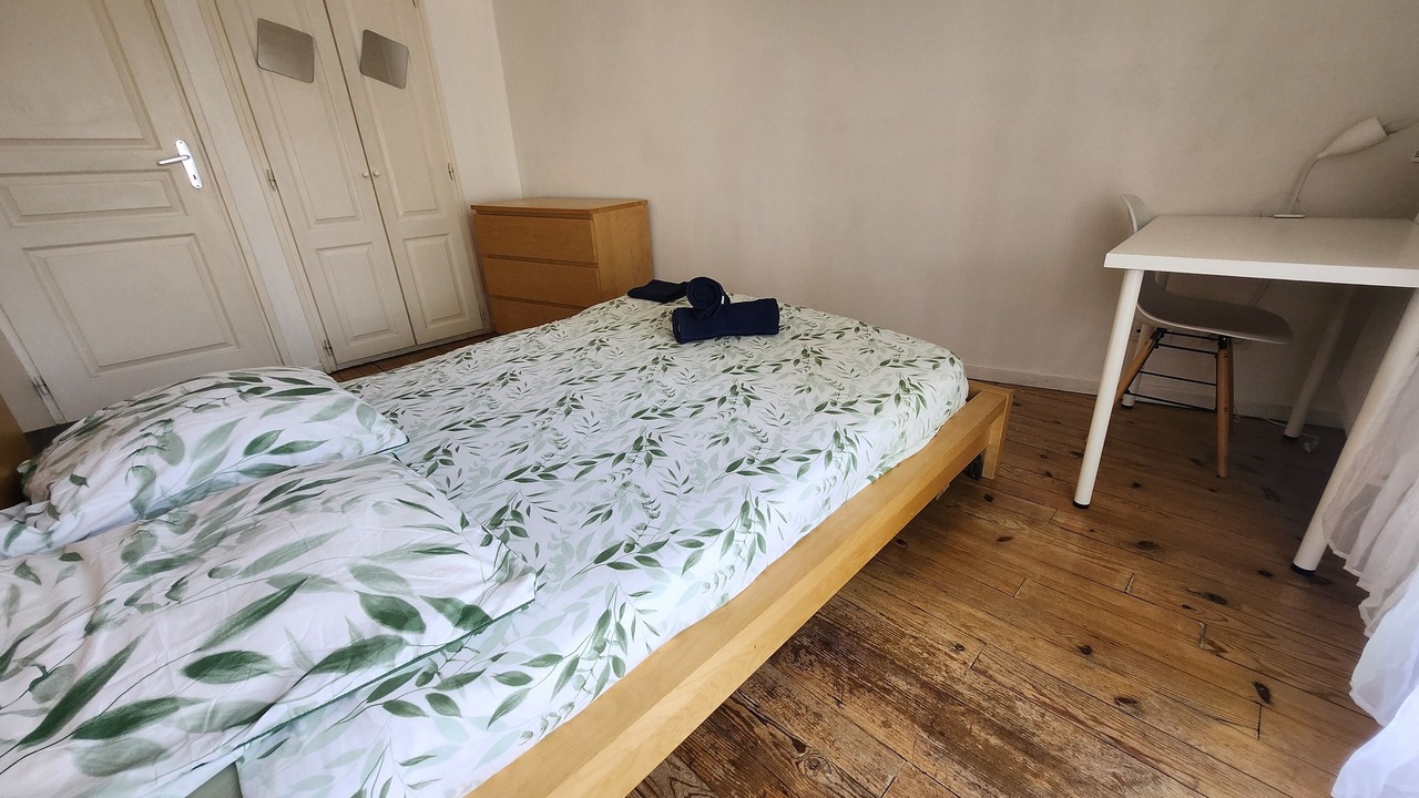 Photo of Bedroom in Toulouse City-Centre