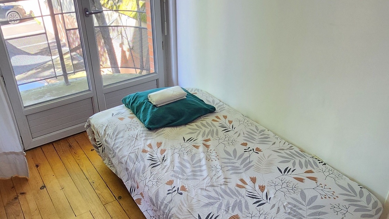 Photo of Bedroom in Toulouse City-Centre