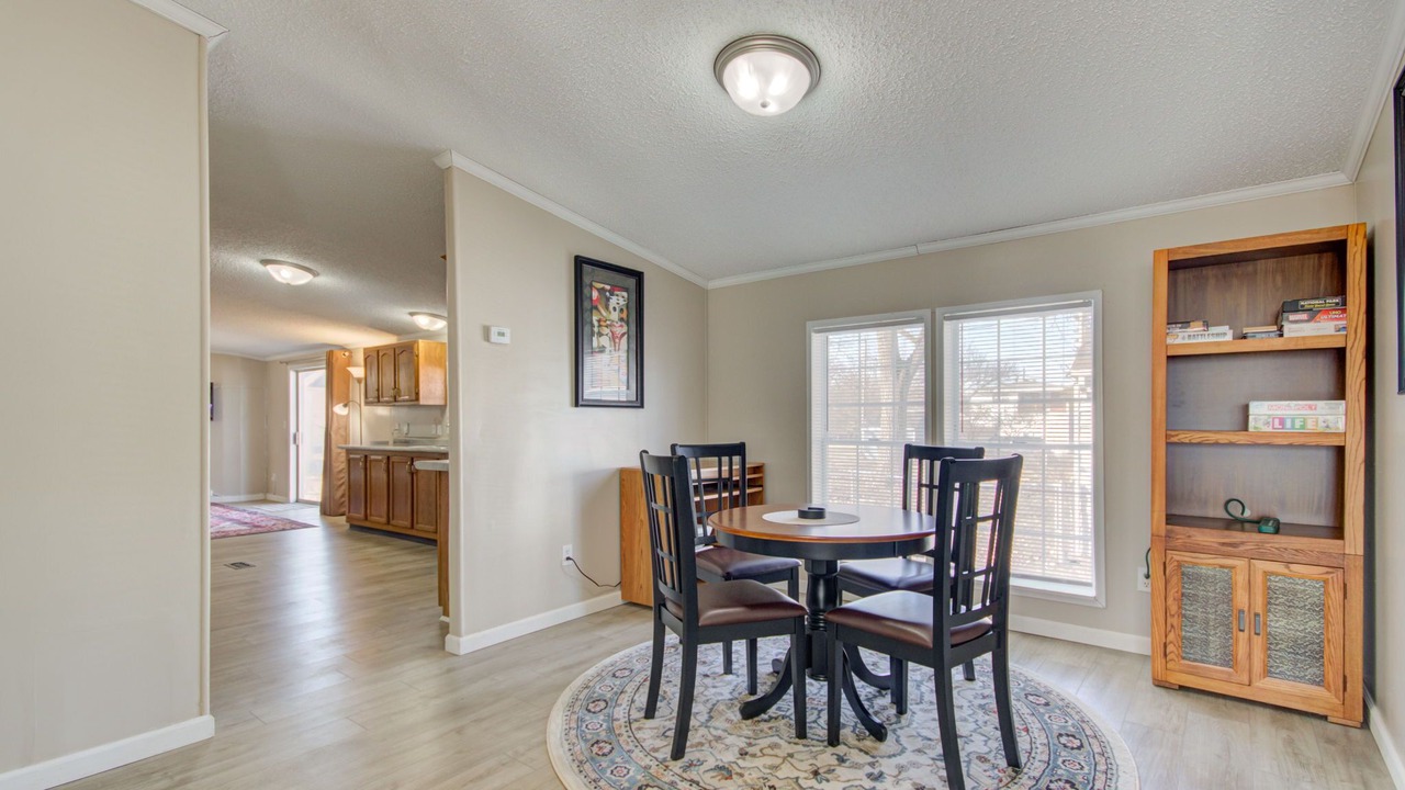 Photo of Others in Muncie