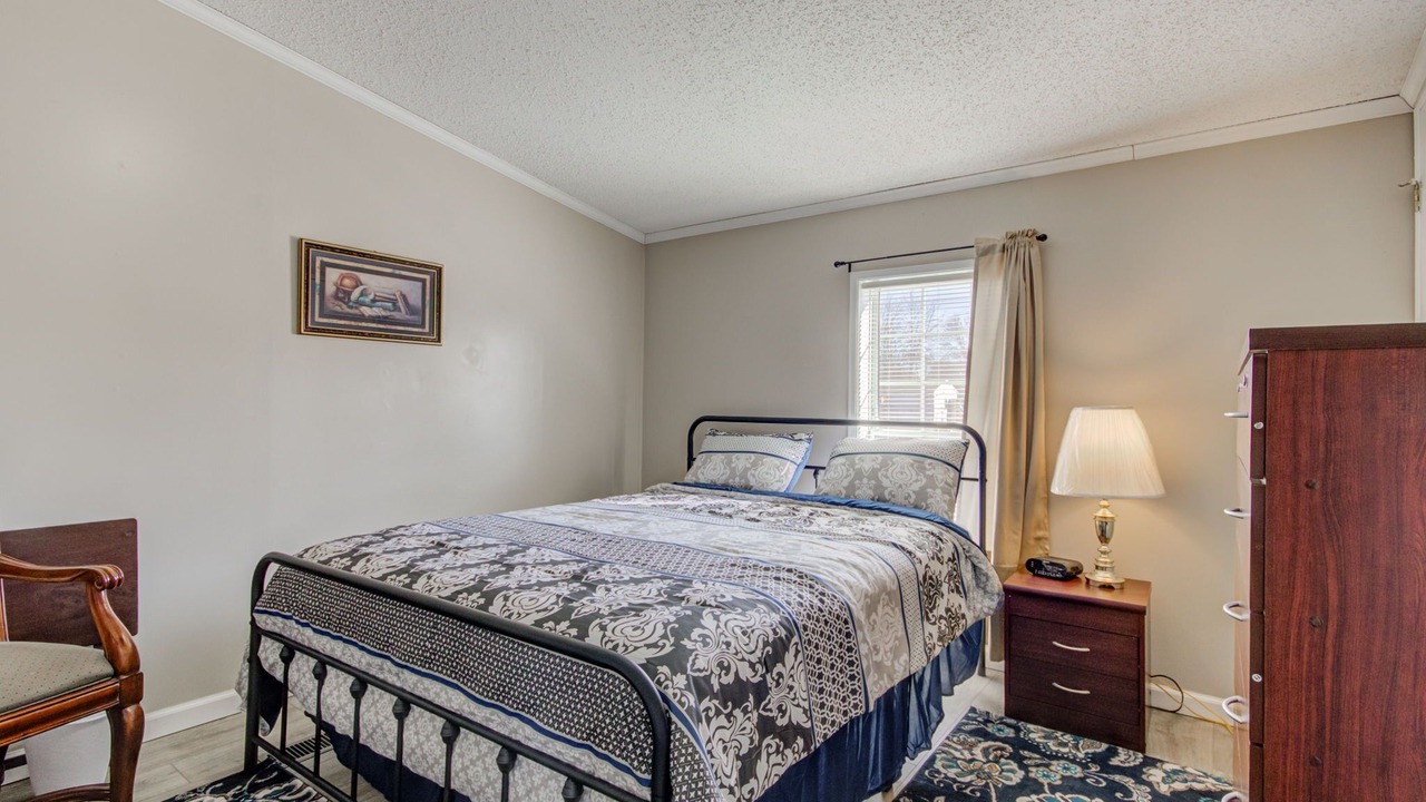 Photo of Bedroom in Muncie