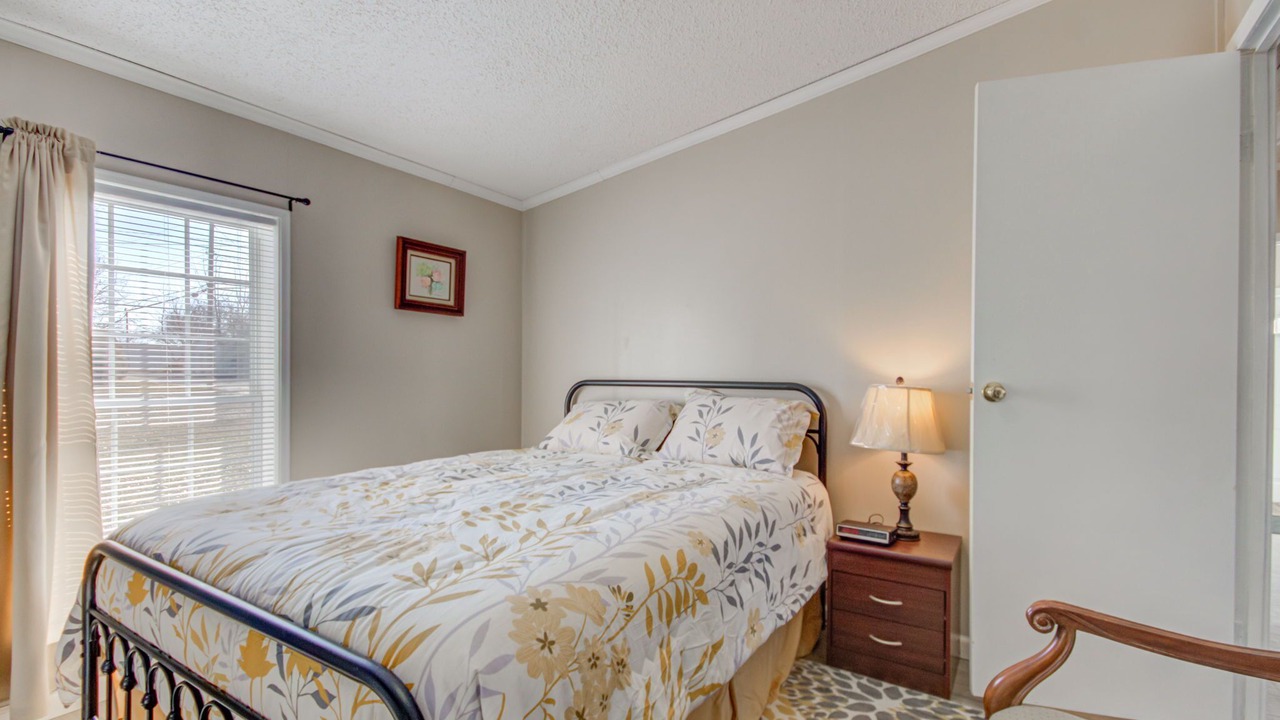 Photo of Bedroom in Muncie