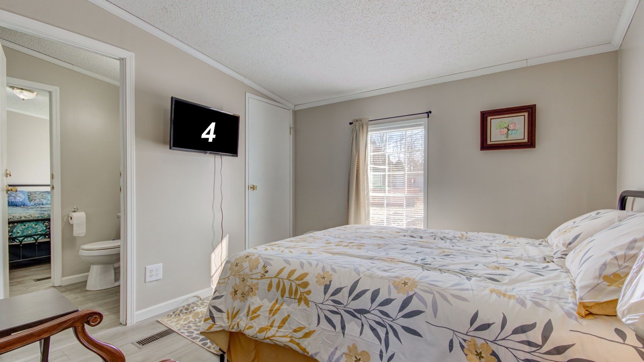 Photo of Bedroom in Muncie