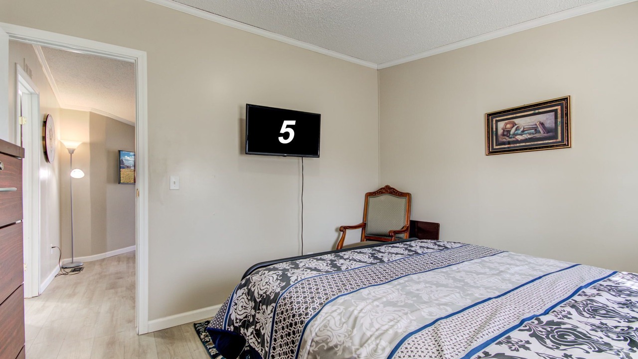 Photo of Bedroom in Muncie