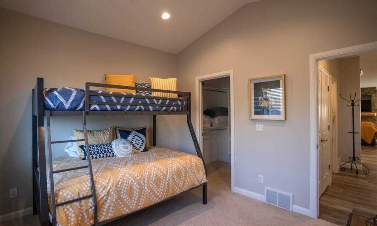 Photo of Others in Ogden