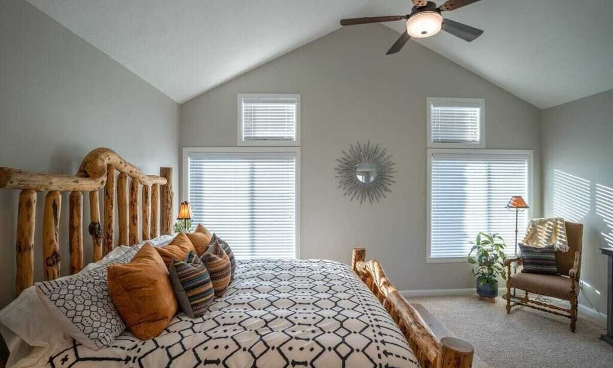 Photo of Others in Ogden