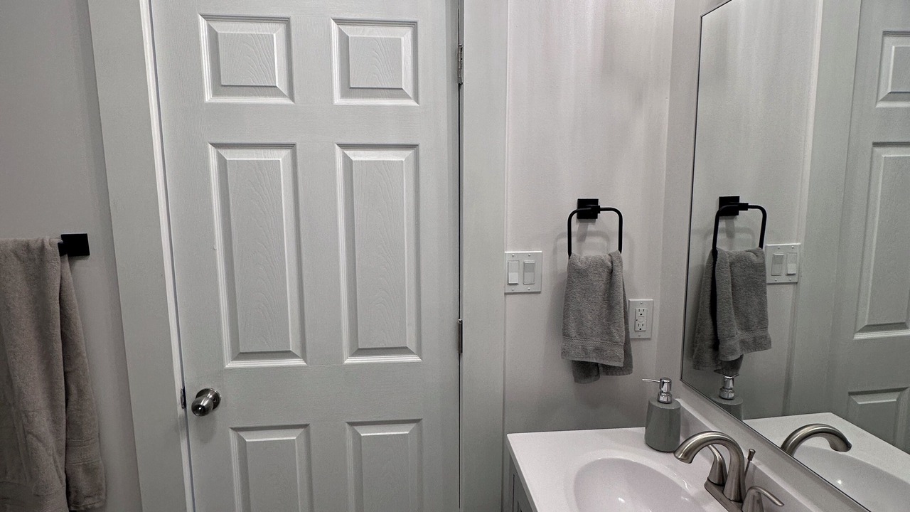 Photo of Bathroom in Strathroy
