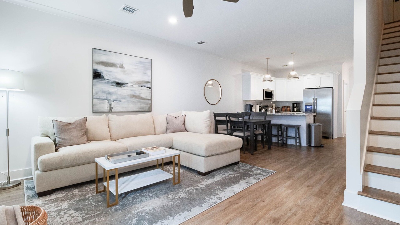 Photo of Livingroom in Lafayette