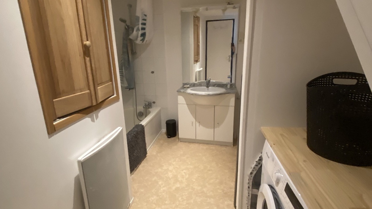 Photo of Bathroom in Bourg-sur-Gironde